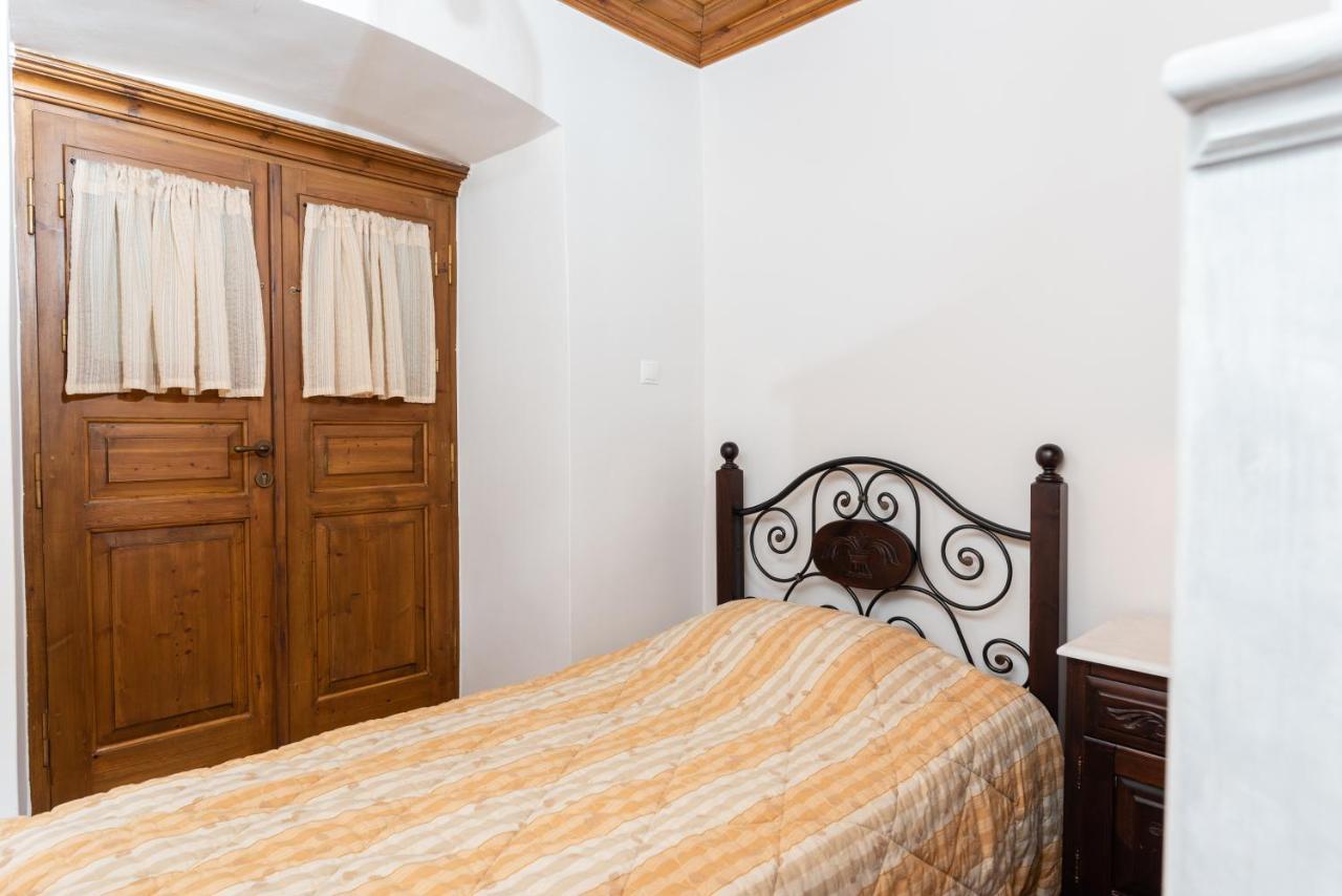 Kaza Guesthouse Dimitsana Dış mekan fotoğraf
